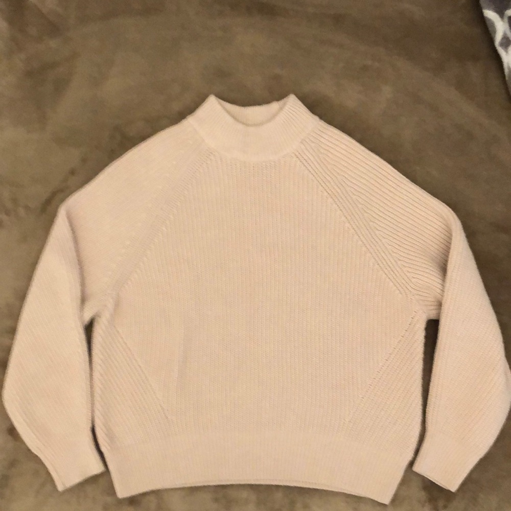 H&M women’s sweater